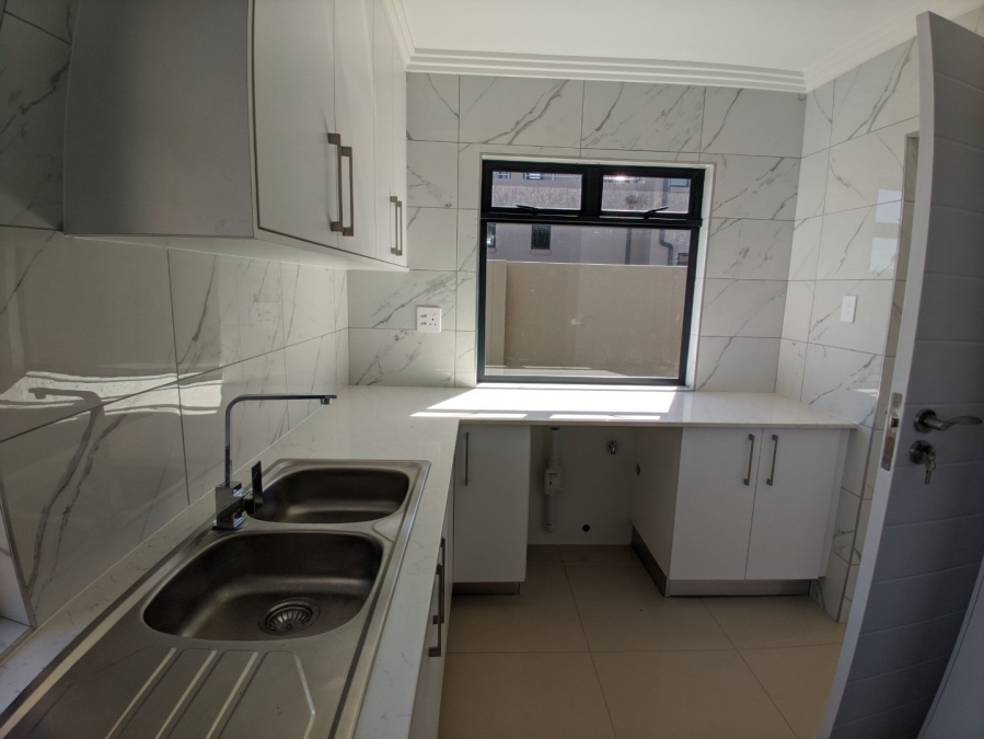 4 Bedroom Property for Sale in Kidds Beach Eastern Cape